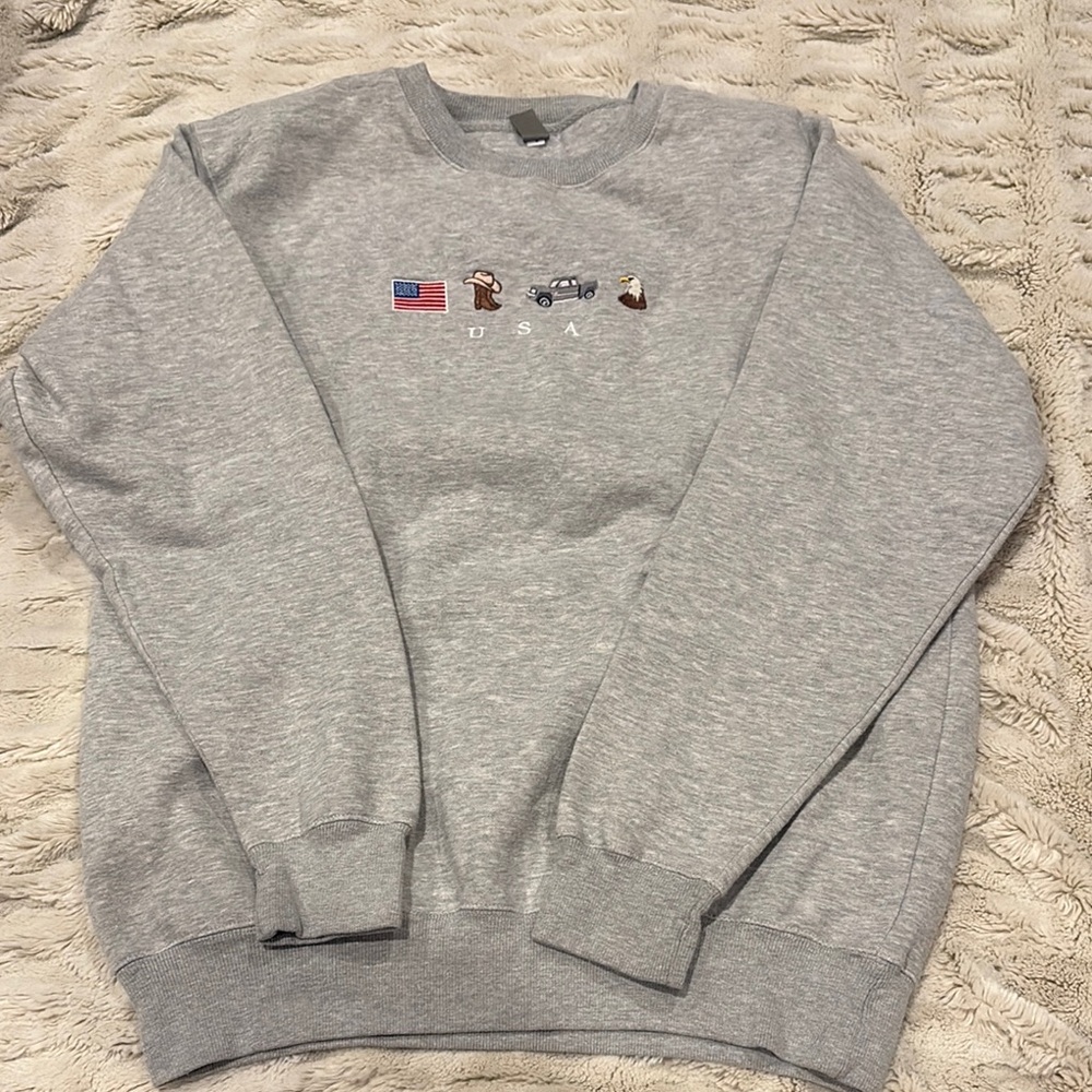 Gray Crewneck Sweater with Minimalist Design